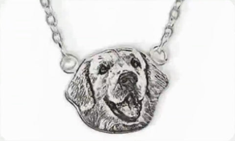 FurEver pendant engraved with that pet’s portrait